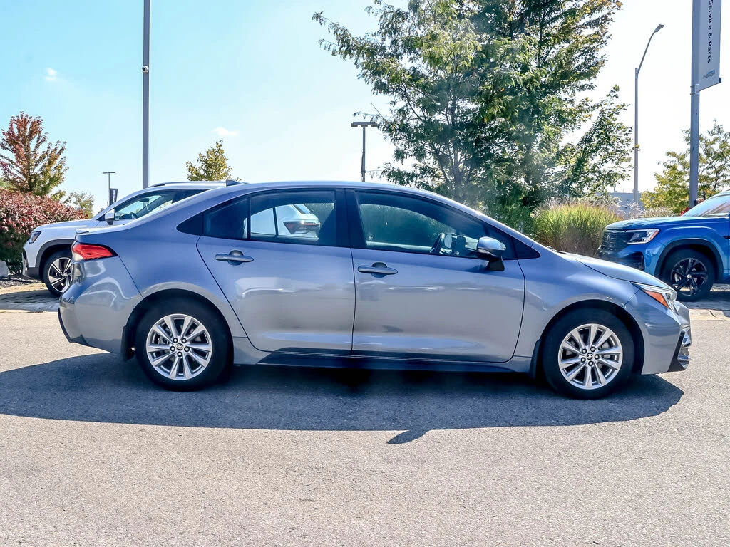 Toyota Corolla * SE* FWD* АвтоКредит* (ЦЕНА ДО БГ) - изображение 3