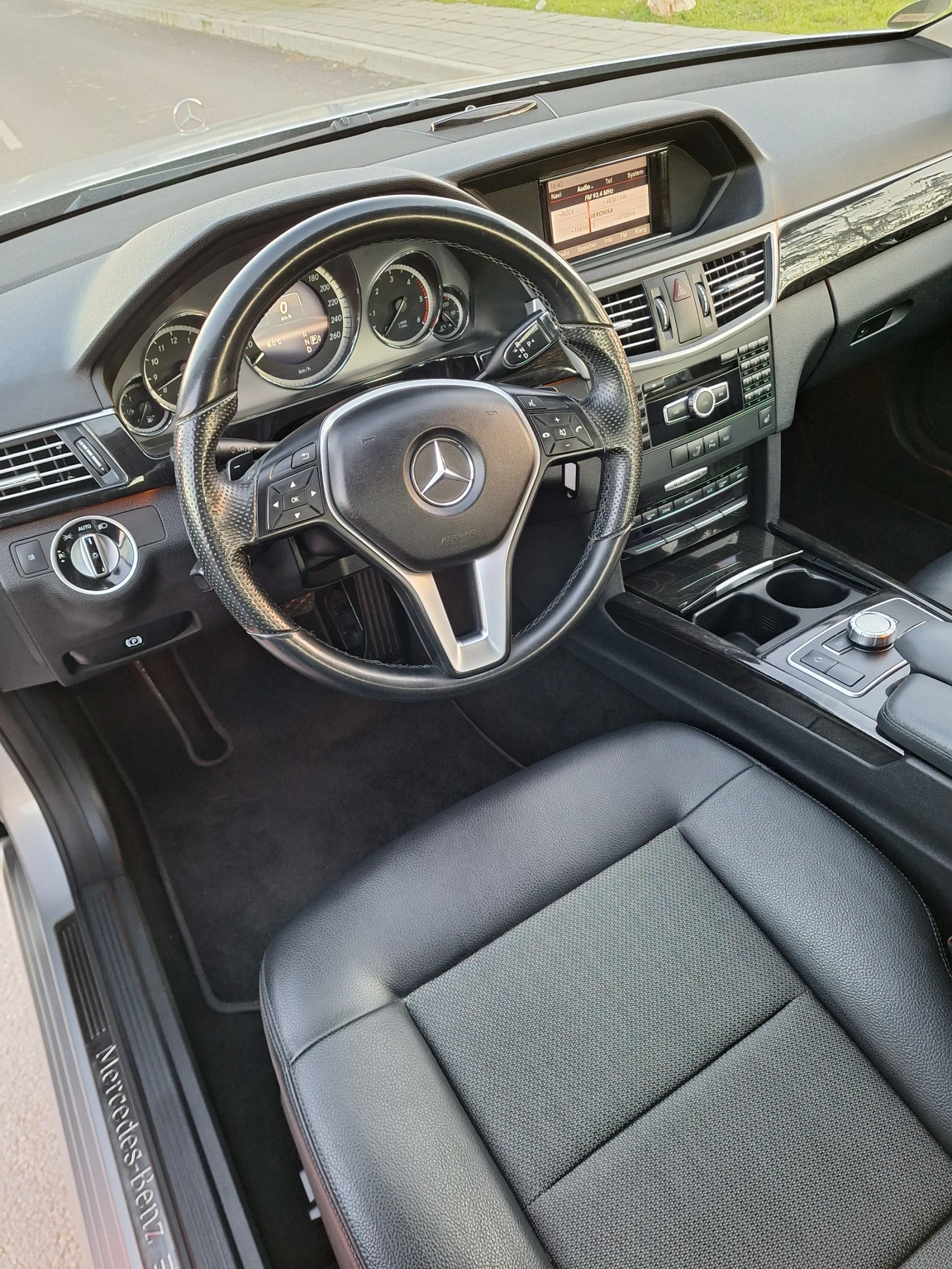 Mercedes-Benz E 220 2.2 CDI Avantgarde 7G  - изображение 10