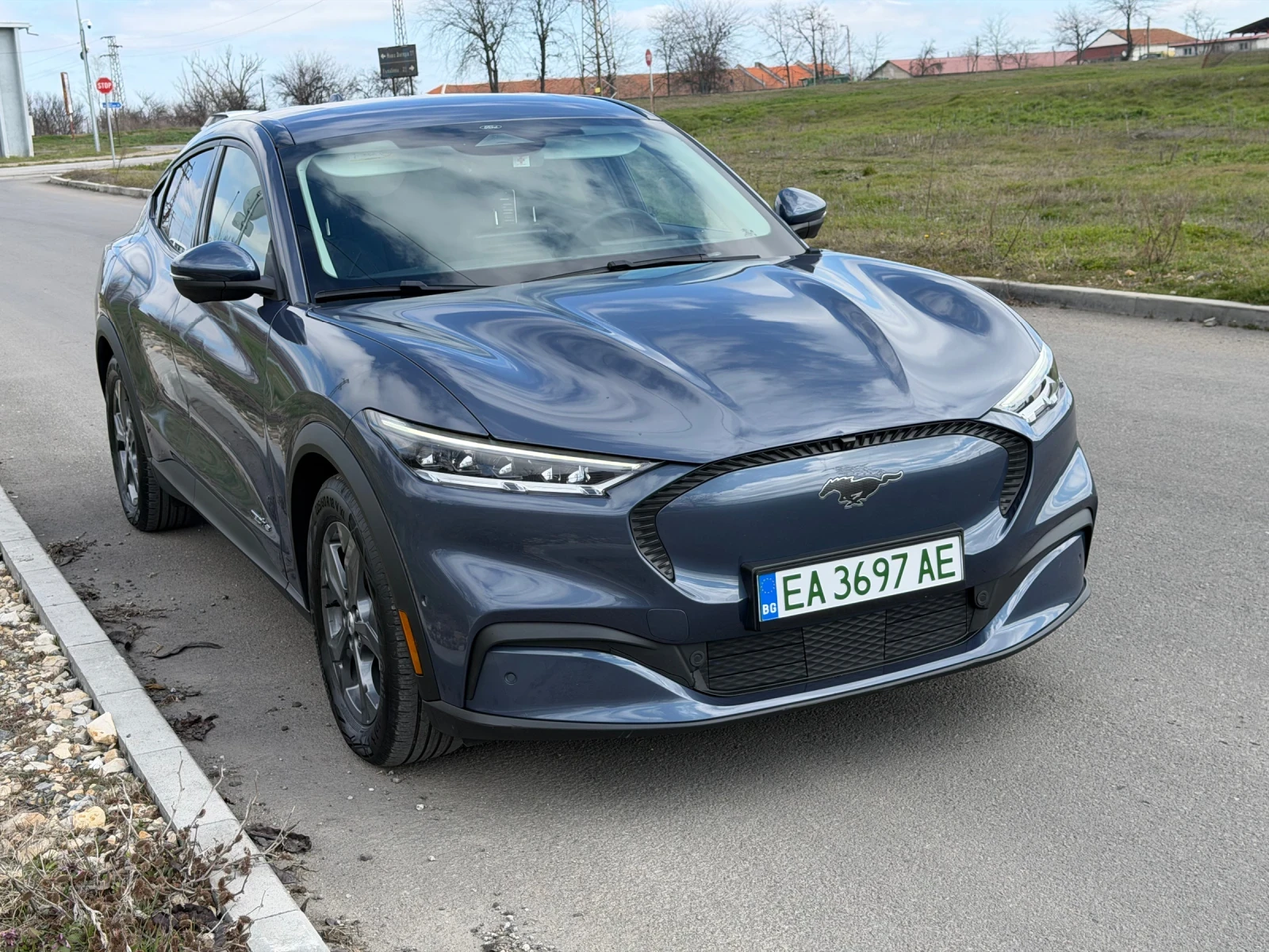 Ford Mustang Mach-E, снимка 13 - Автомобили и джипове - 53333191