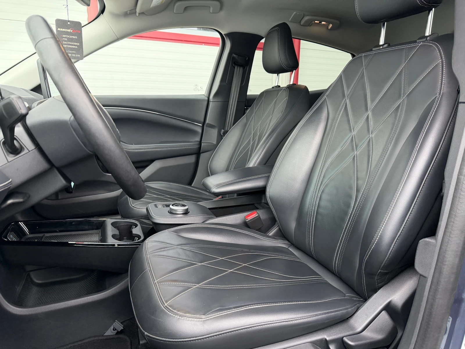 Ford Mustang Mach-E  - изображение 3