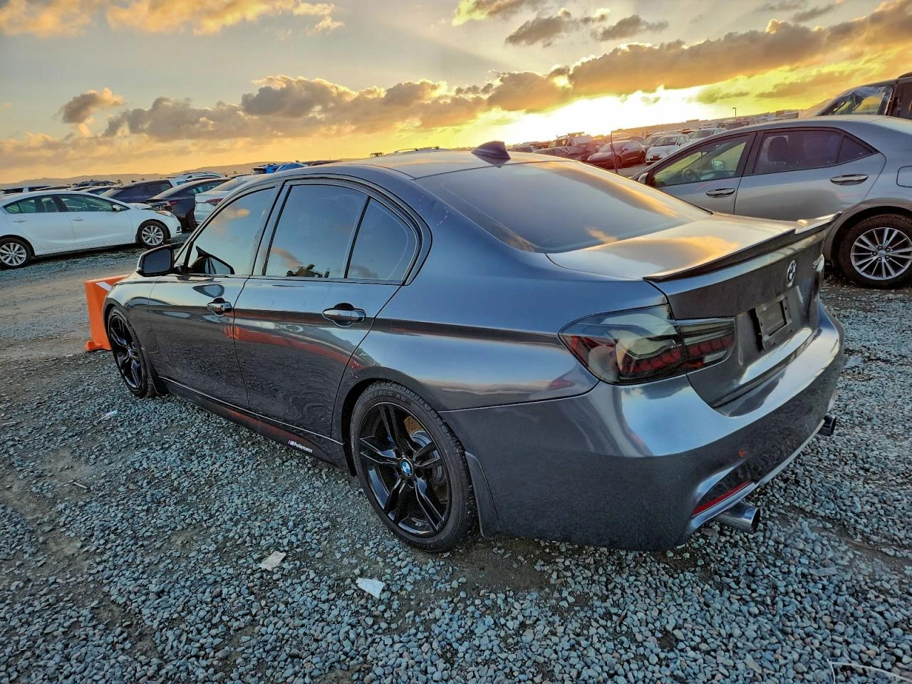 BMW 340 M PACK| HARMAN/KARDON| LANE ASSIST| ПОДГРЕВ - изображение 2