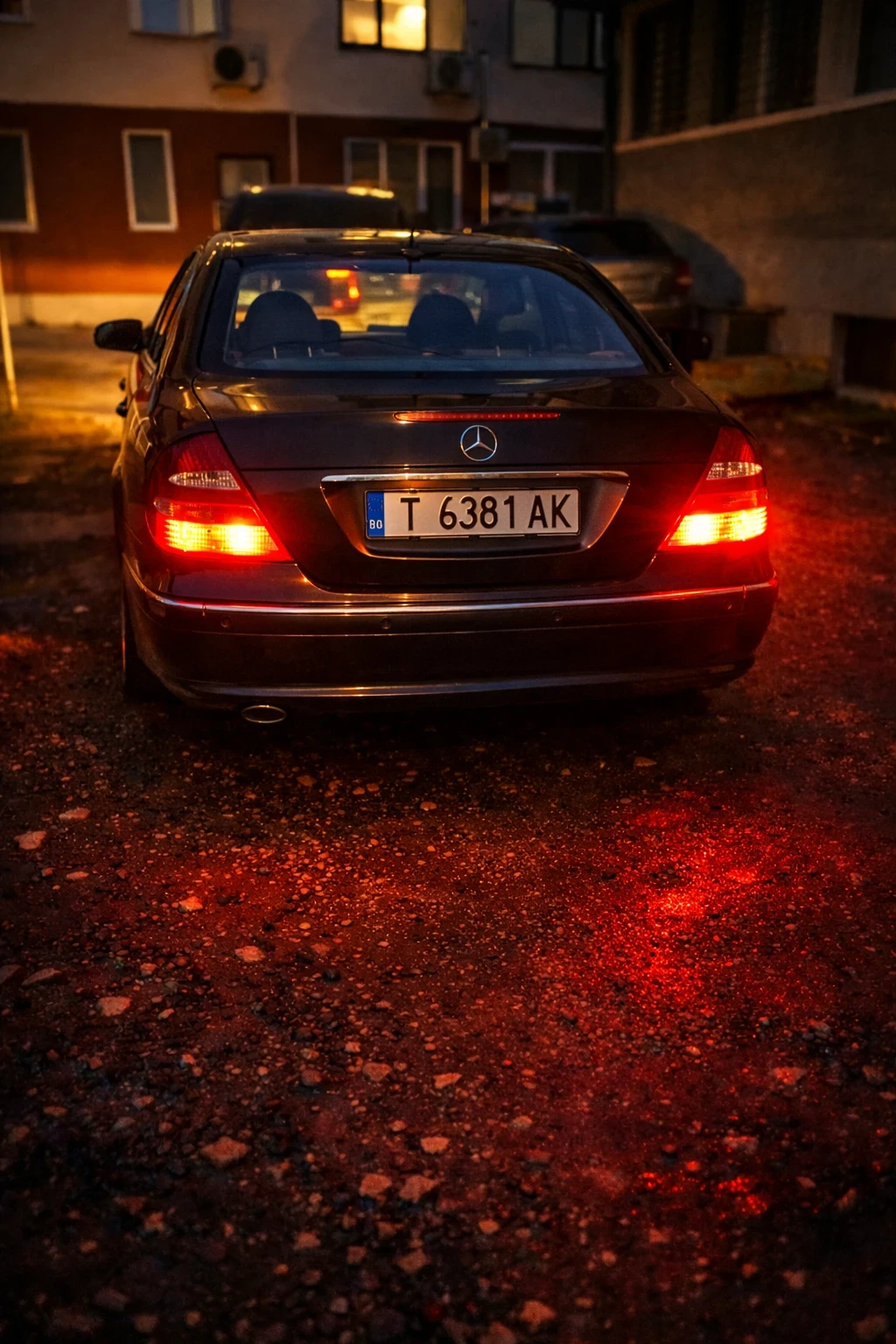 Mercedes-Benz E 270 E 270 CDI  - изображение 5