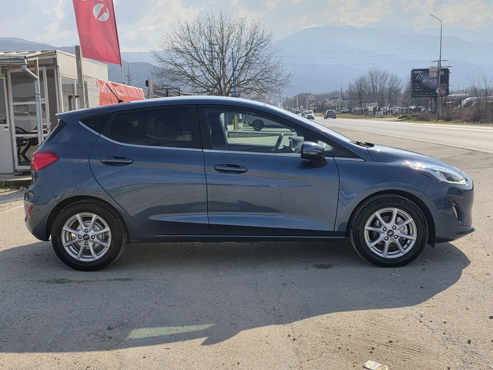 Ford Fiesta SERVICE BOOK FULL LED , снимка 16 - Автомобили и джипове - 53788741