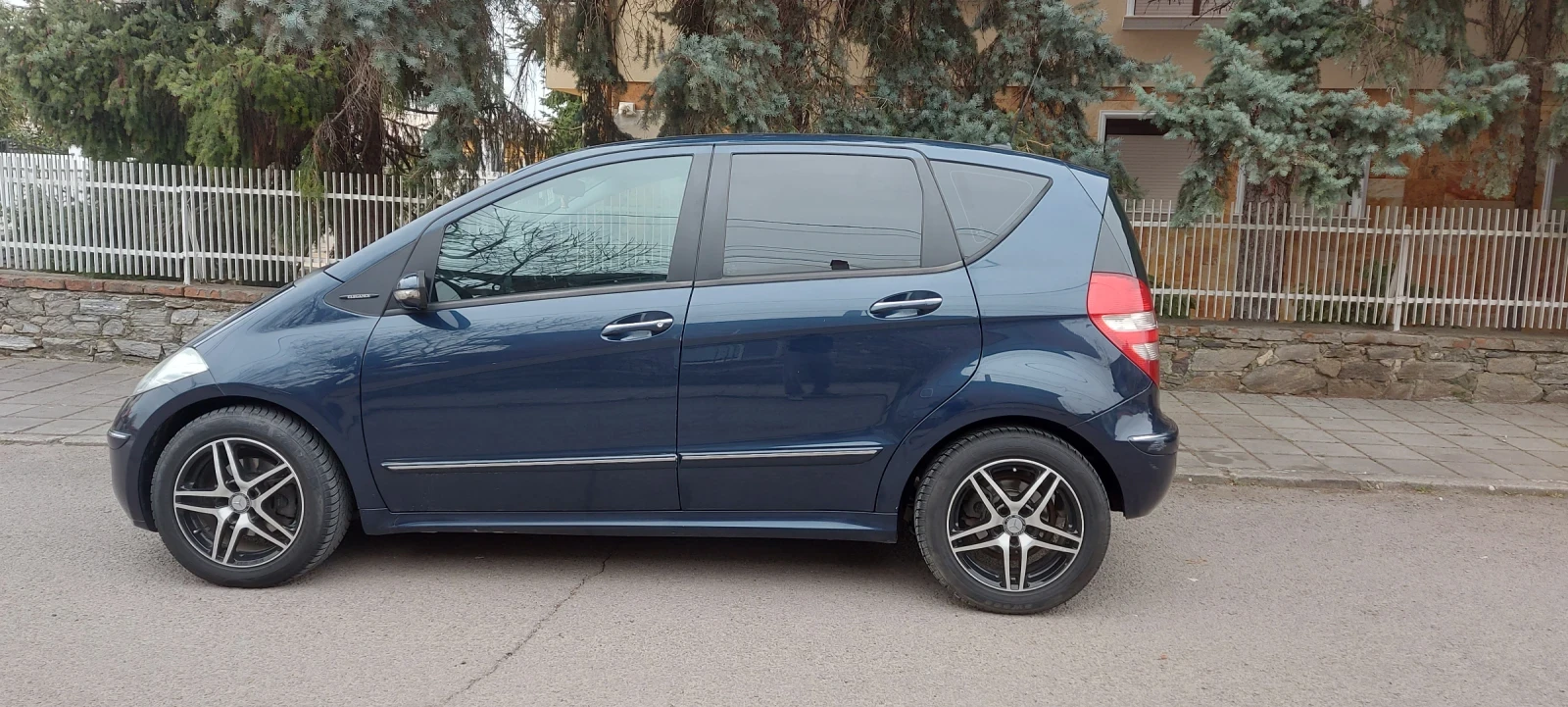 Mercedes-Benz A 180 A 180 CDI AUTOMATIC, снимка 3 - Автомобили и джипове - 53952881