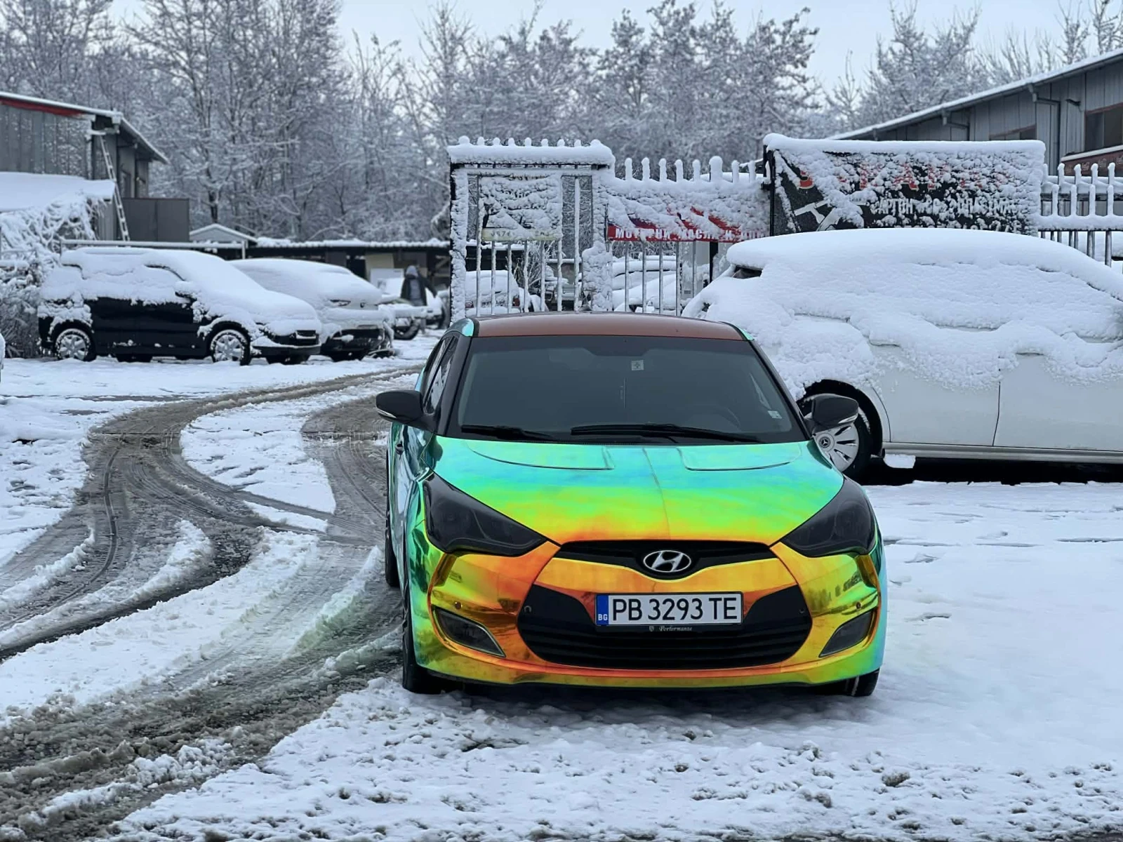 Hyundai Veloster  1.6T* 200кс* GRAND PRIX* РЕГИСТРАЦИЯ* ГАЗ* ТОП* * , снимка 13 - Автомобили и джипове - 54046741