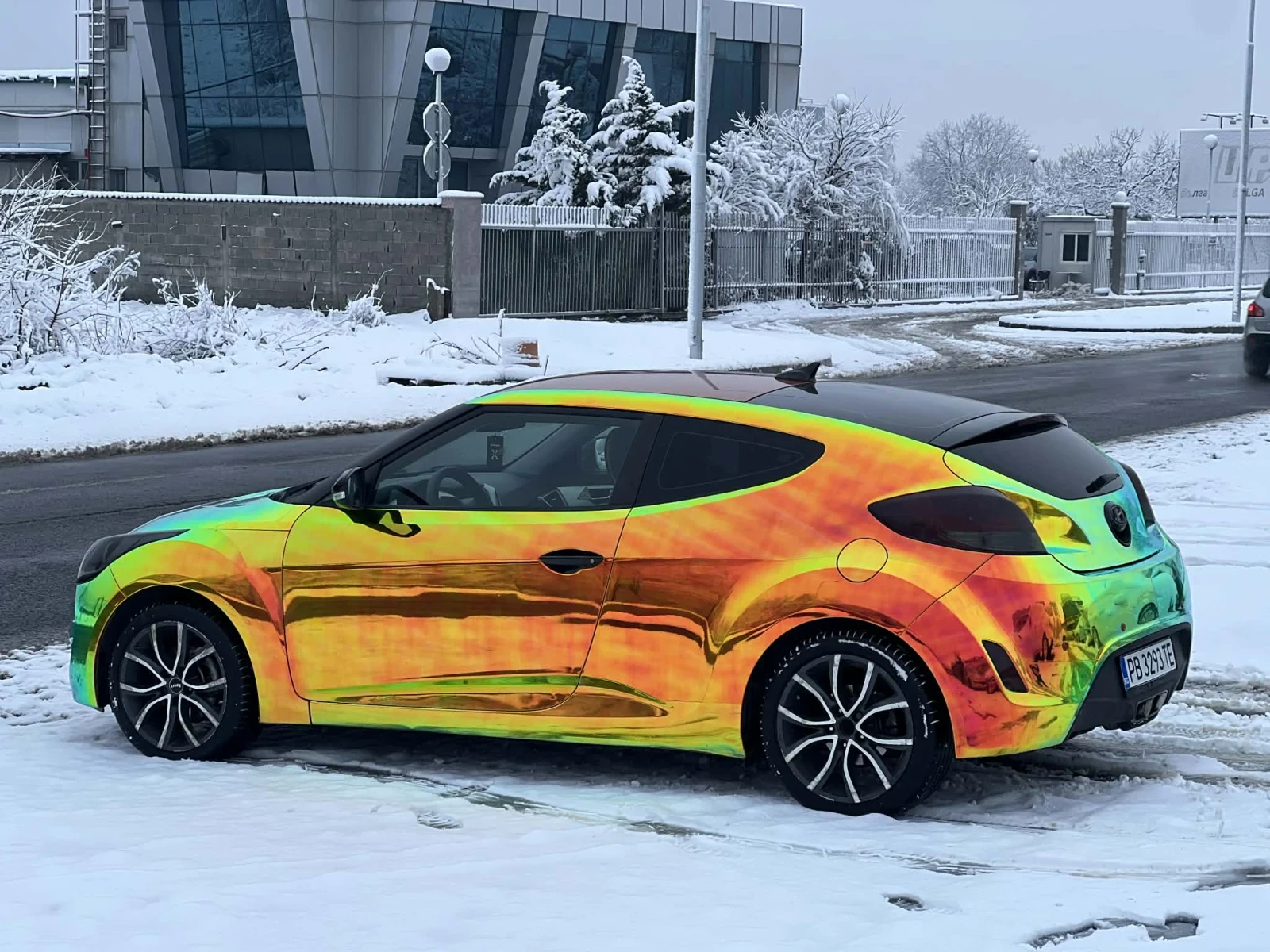 Hyundai Veloster  1.6T* 200кс* GRAND PRIX* РЕГИСТРАЦИЯ* ГАЗ* ТОП* * , снимка 5 - Автомобили и джипове - 54046741
