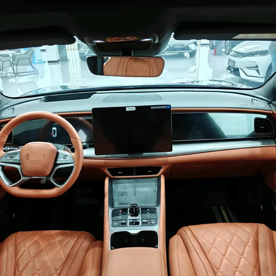 BYD Sealion 7 4x2 80.64kWh, снимка 9 - Автомобили и джипове - 54138954