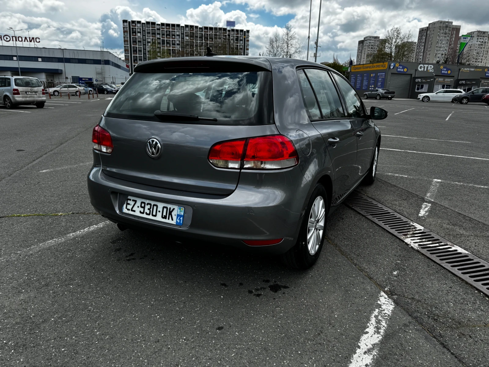 VW Golf Реални километри , нов внос, снимка 8 - Автомобили и джипове - 54447052