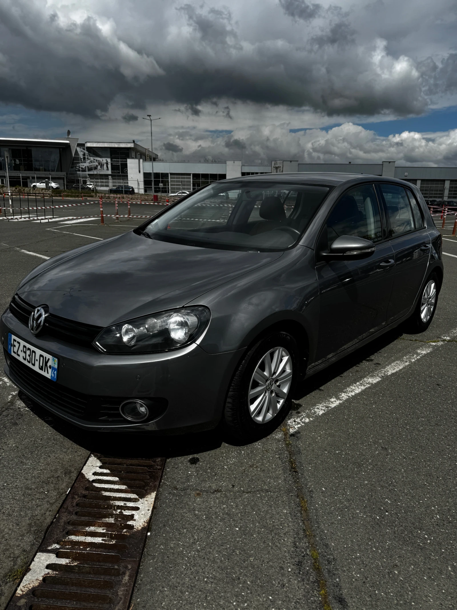 VW Golf Реални километри , нов внос, снимка 13 - Автомобили и джипове - 54447052