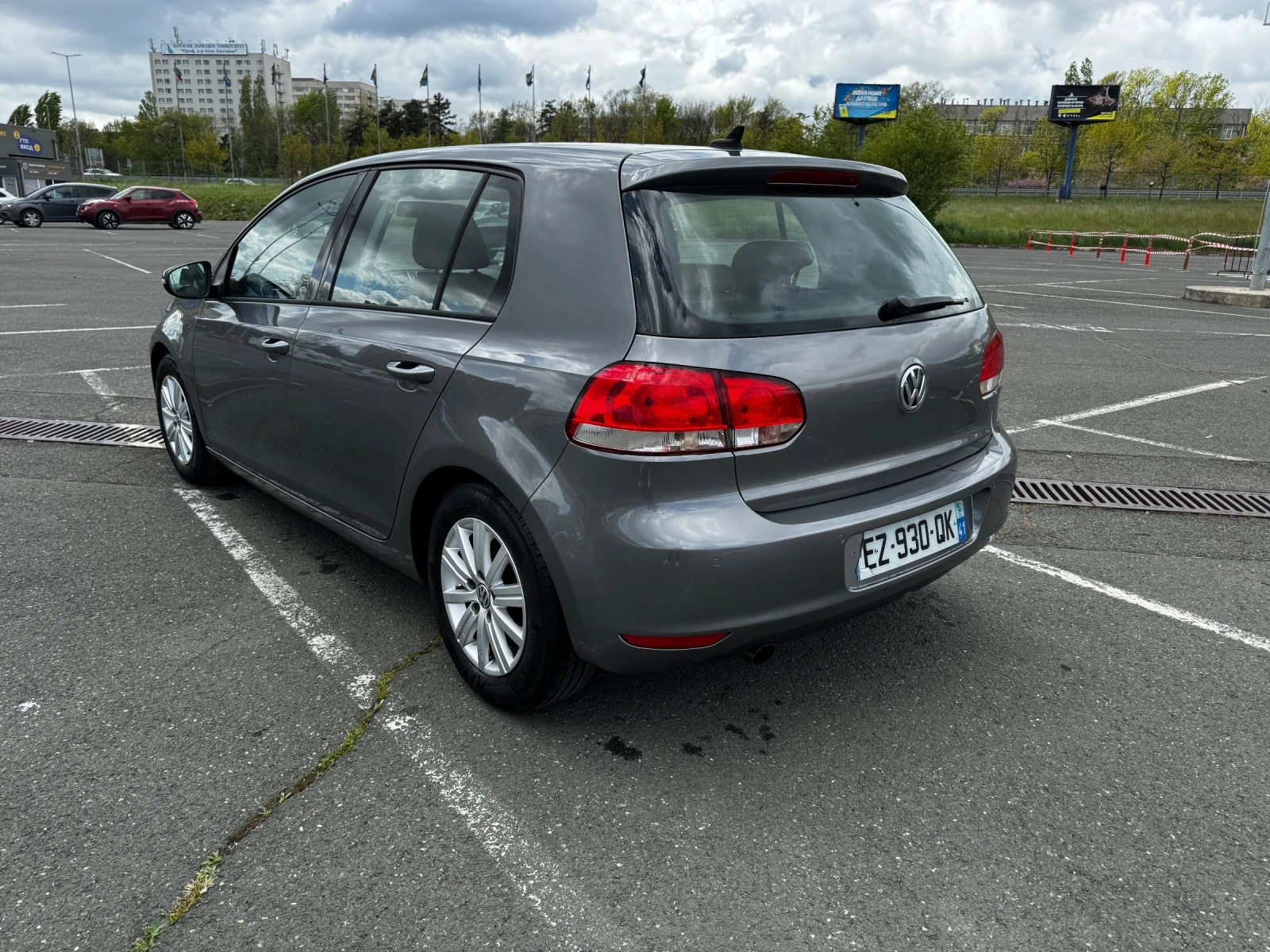 VW Golf Реални километри , нов внос, снимка 9 - Автомобили и джипове - 54447052