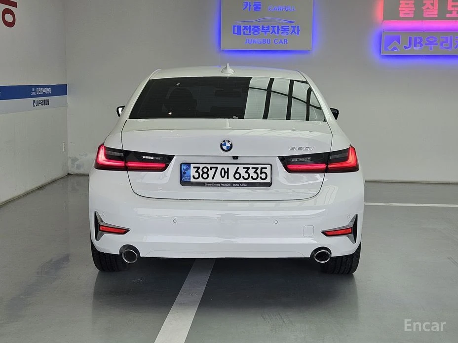 BMW 320, снимка 5 - Автомобили и джипове - 54348032