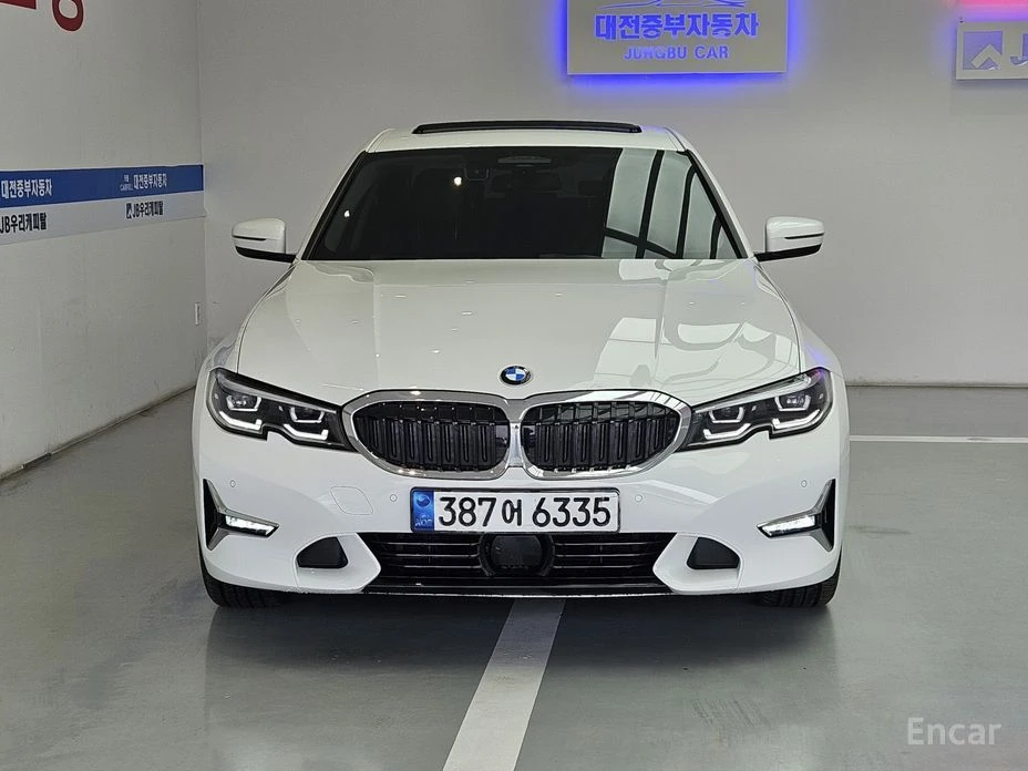 BMW 320, снимка 2 - Автомобили и джипове - 54348032