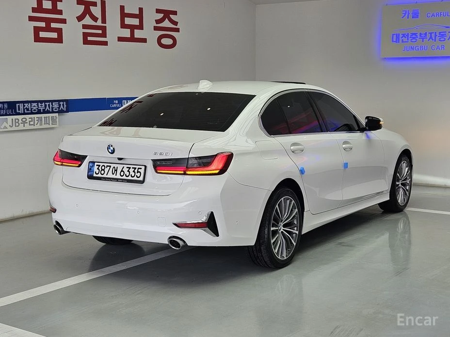 BMW 320, снимка 4 - Автомобили и джипове - 54348032