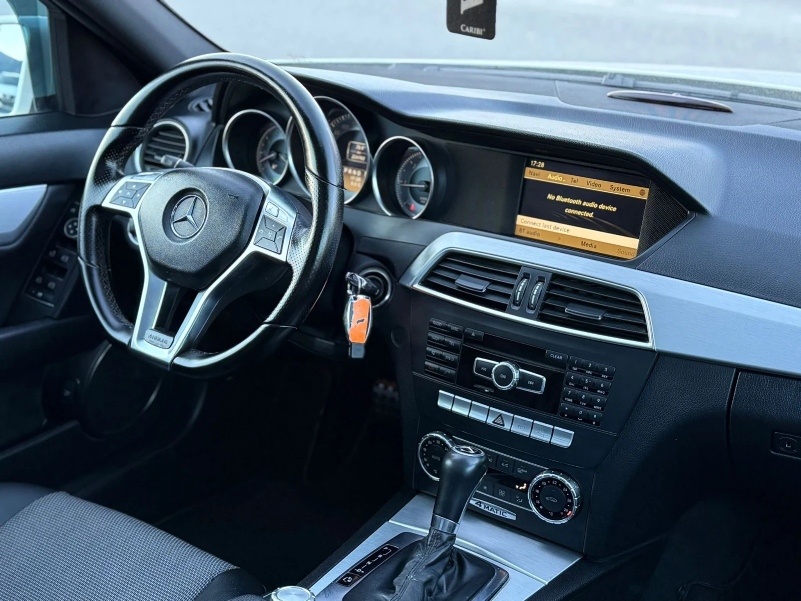 Mercedes-Benz C 250 2.2 CDI 204 k.c. 4 Matic AMG Панорама, снимка 13 - Автомобили и джипове - 54390391