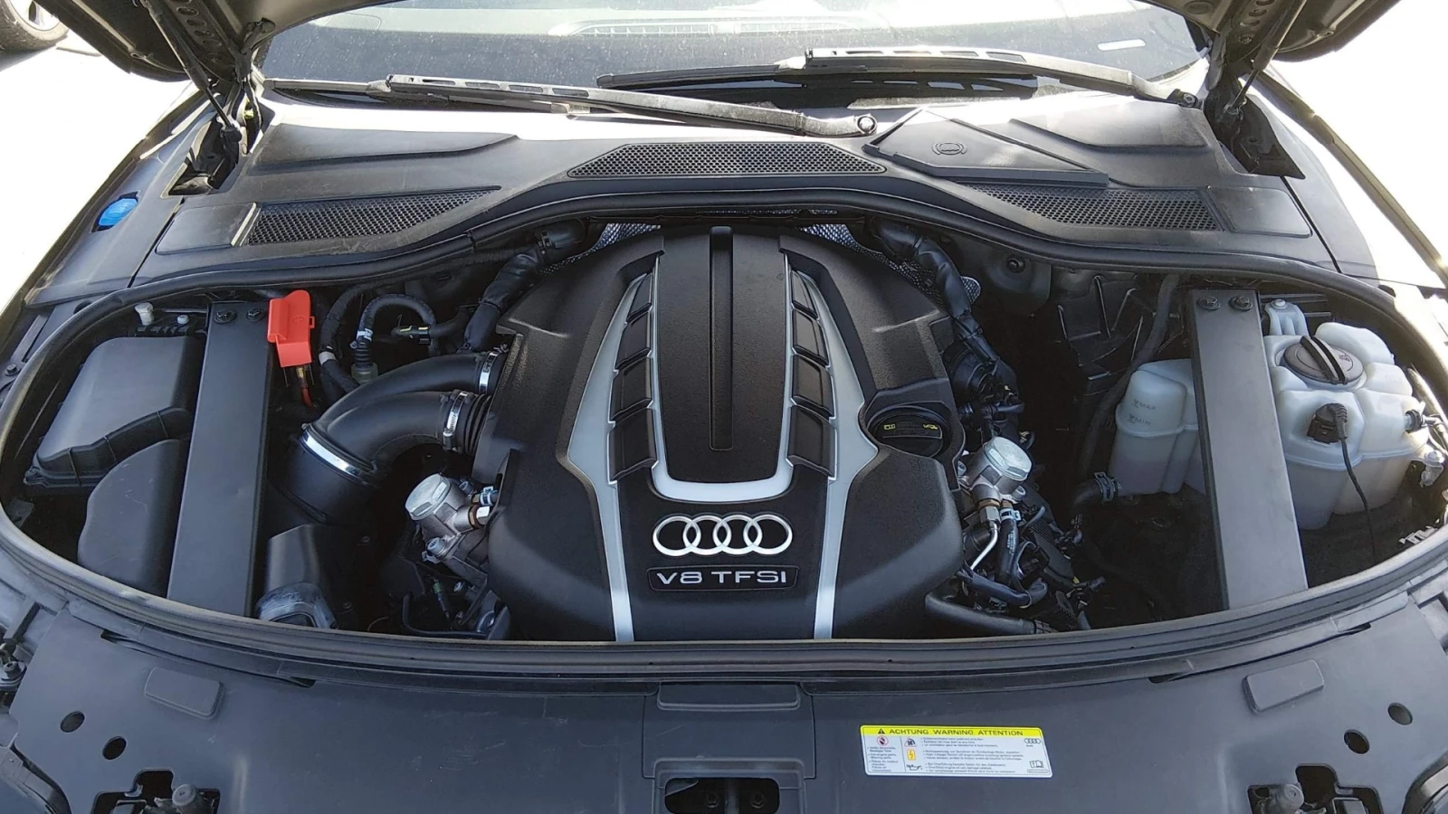 Audi A8 L 4.0T SPORT, снимка 13 - Автомобили и джипове - 54413587