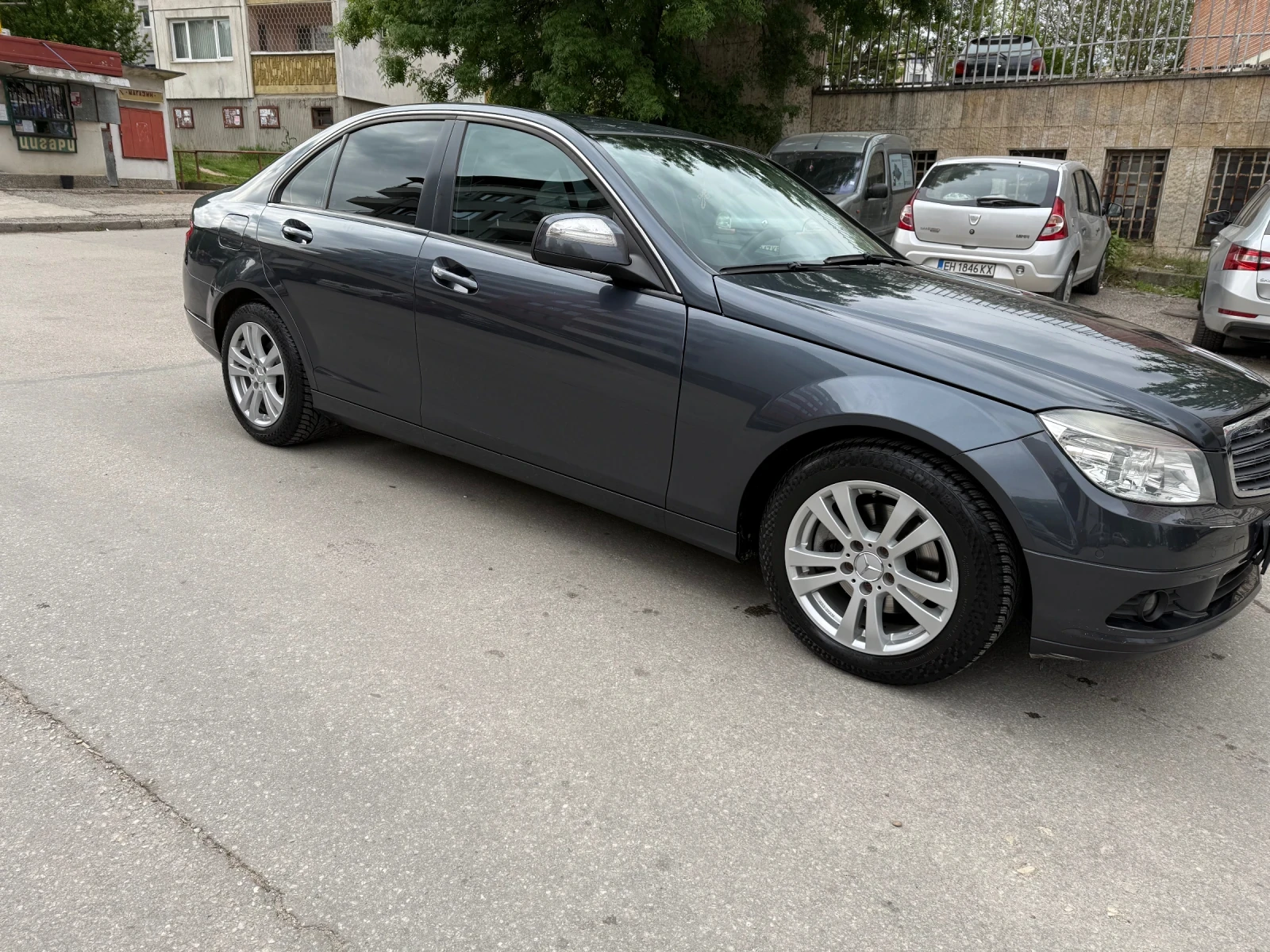 Mercedes-Benz C 180, снимка 7 - Автомобили и джипове - 54664480