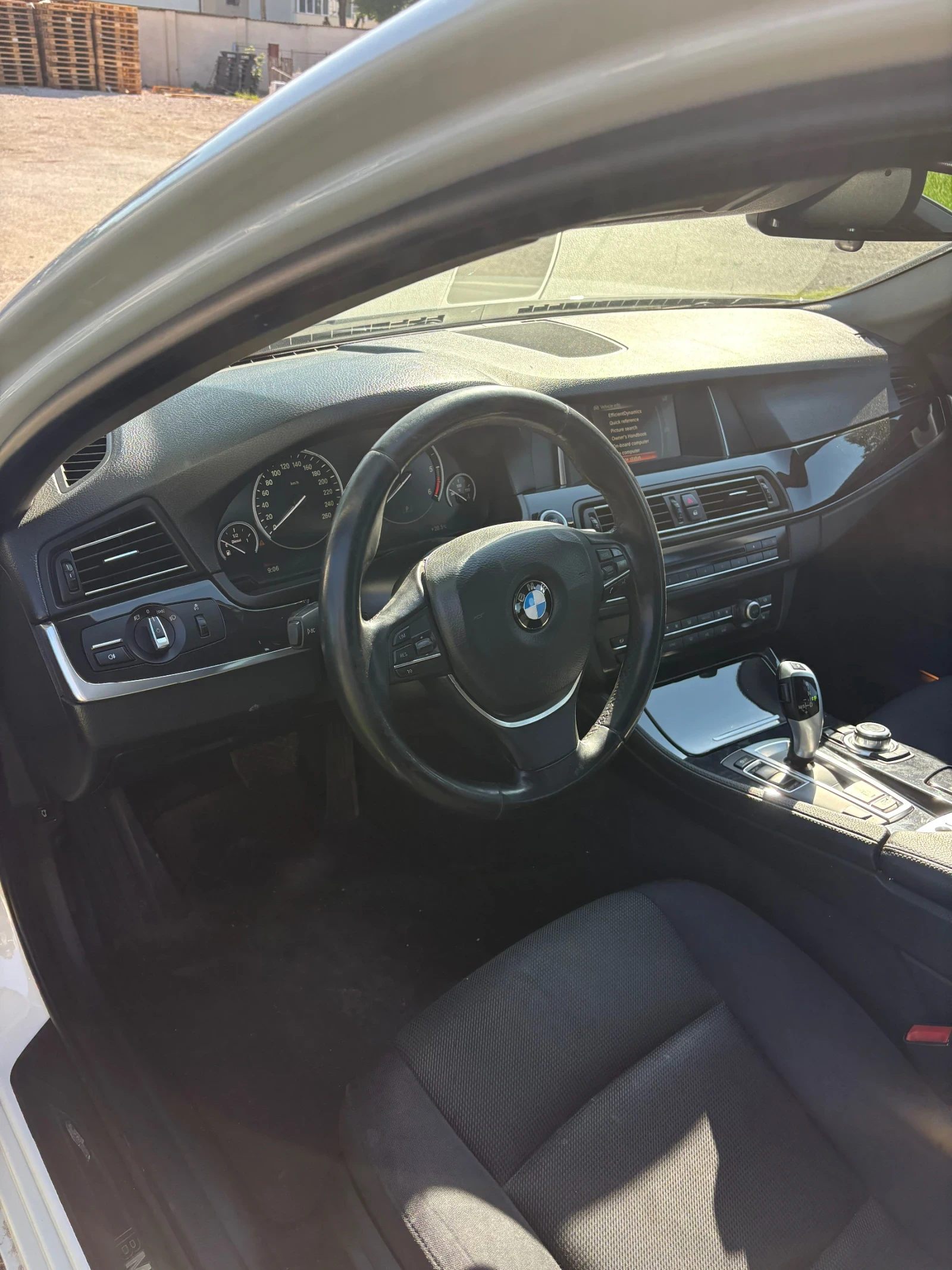 BMW 520, снимка 8 - Автомобили и джипове - 54676532