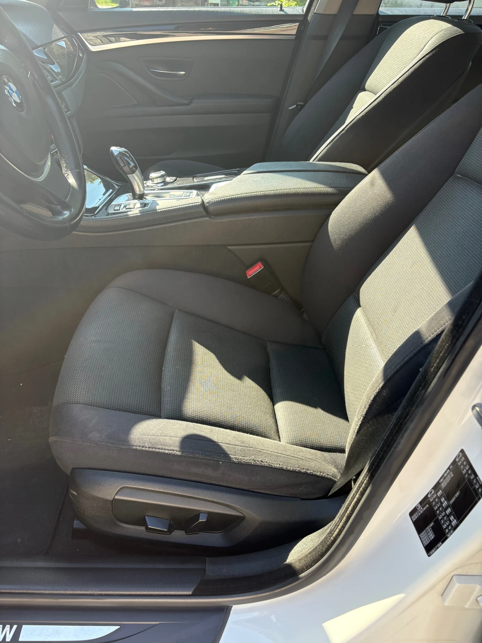BMW 520, снимка 4 - Автомобили и джипове - 54676532