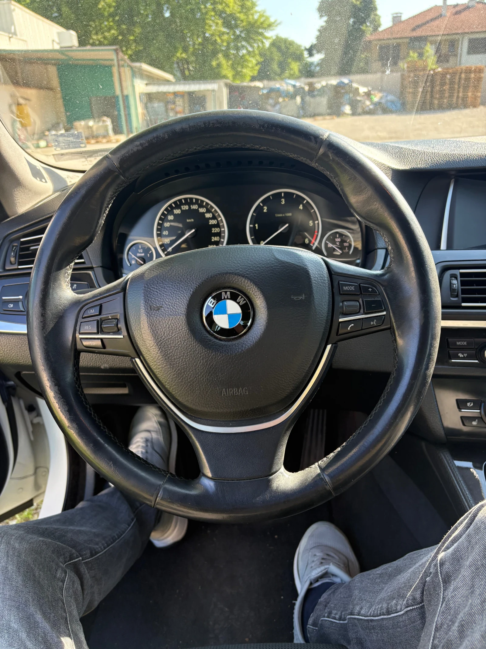 BMW 520, снимка 2 - Автомобили и джипове - 54676532