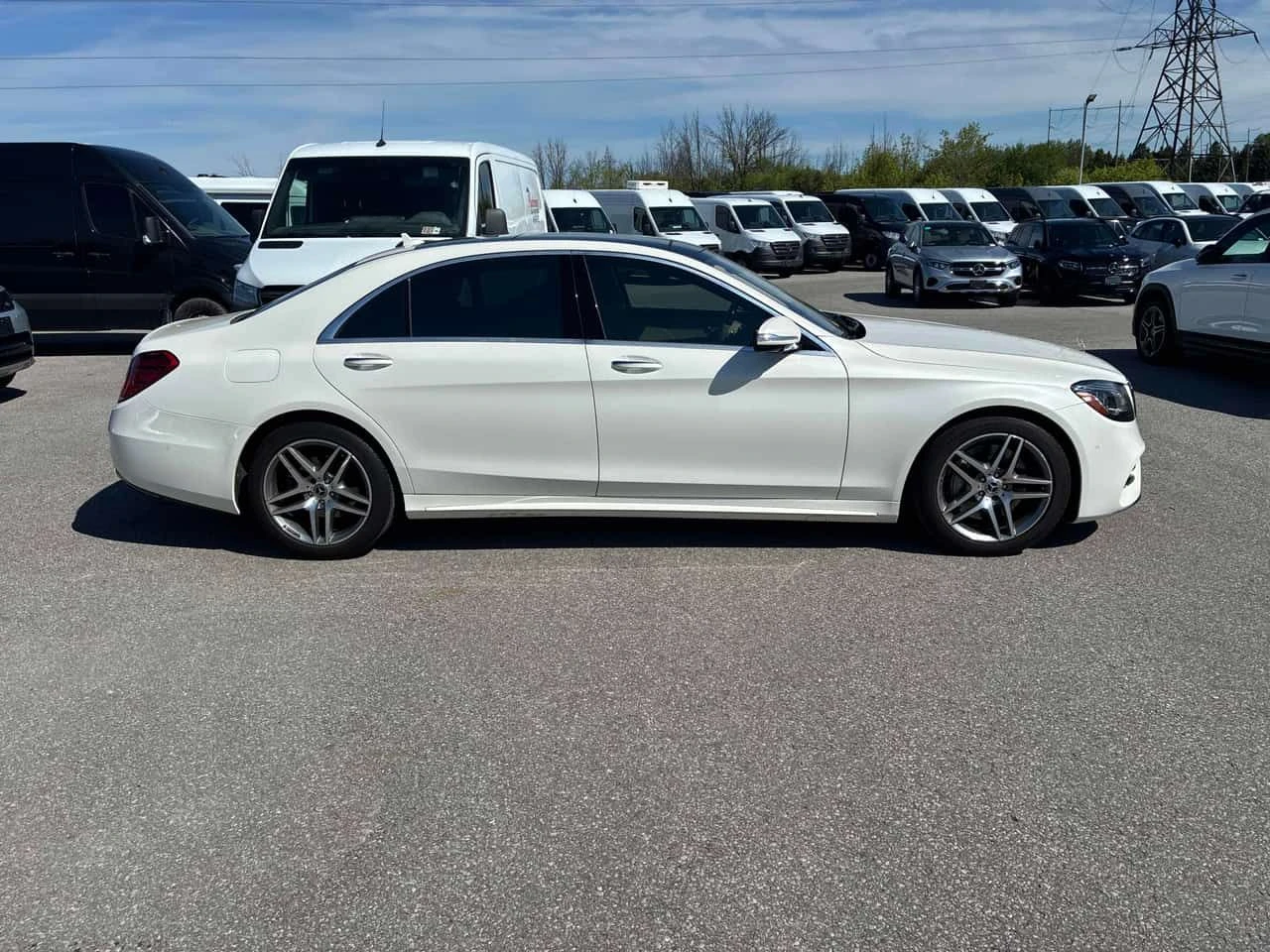 Mercedes-Benz S 560 CARFAX, снимка 3 - Автомобили и джипове - 54700186