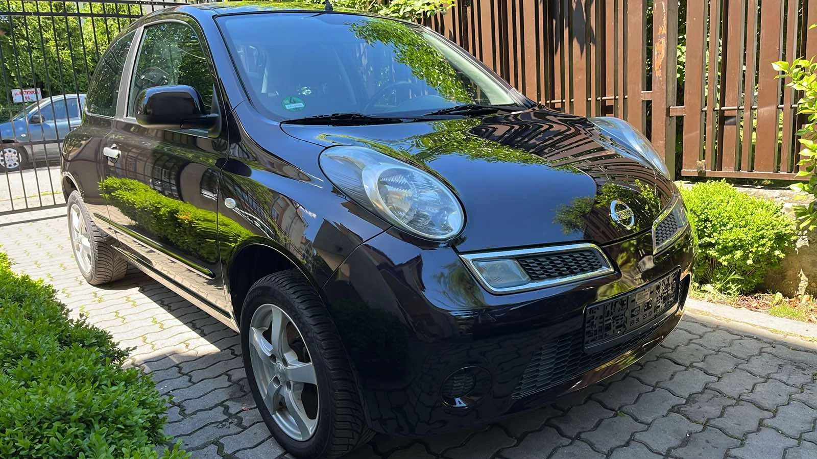 Nissan Micra Face-Lift 2010 Y-Way-Tekna-Pure-Drive-Navi