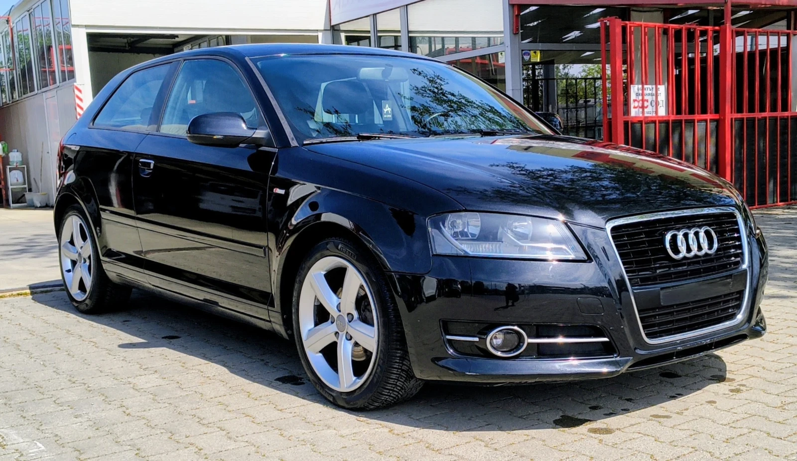 Audi A3 2.0 TDI 3x S-line , снимка 8 - Автомобили и джипове - 54949120