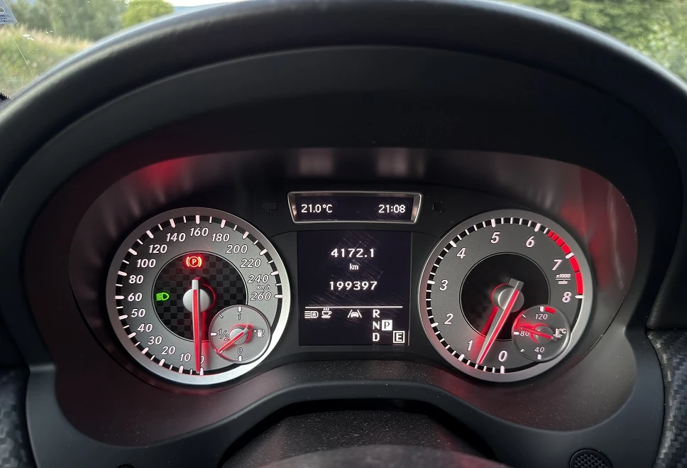 Mercedes-Benz A 250 AMG LINE* 2.0i* SPORT* EURO 6, снимка 15 - Автомобили и джипове - 55082680
