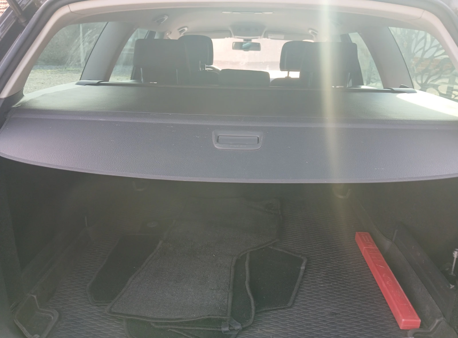 VW Passat 2.0Tdi, снимка 9 - Автомобили и джипове - 55140190