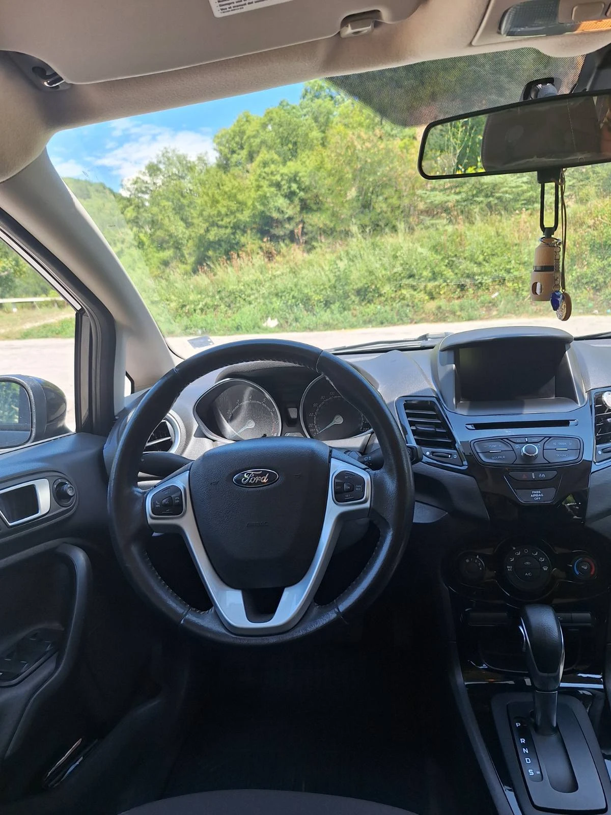 Ford Fiesta SE 1.6 Ti-VCT PowerShift, снимка 9 - Автомобили и джипове - 55446256