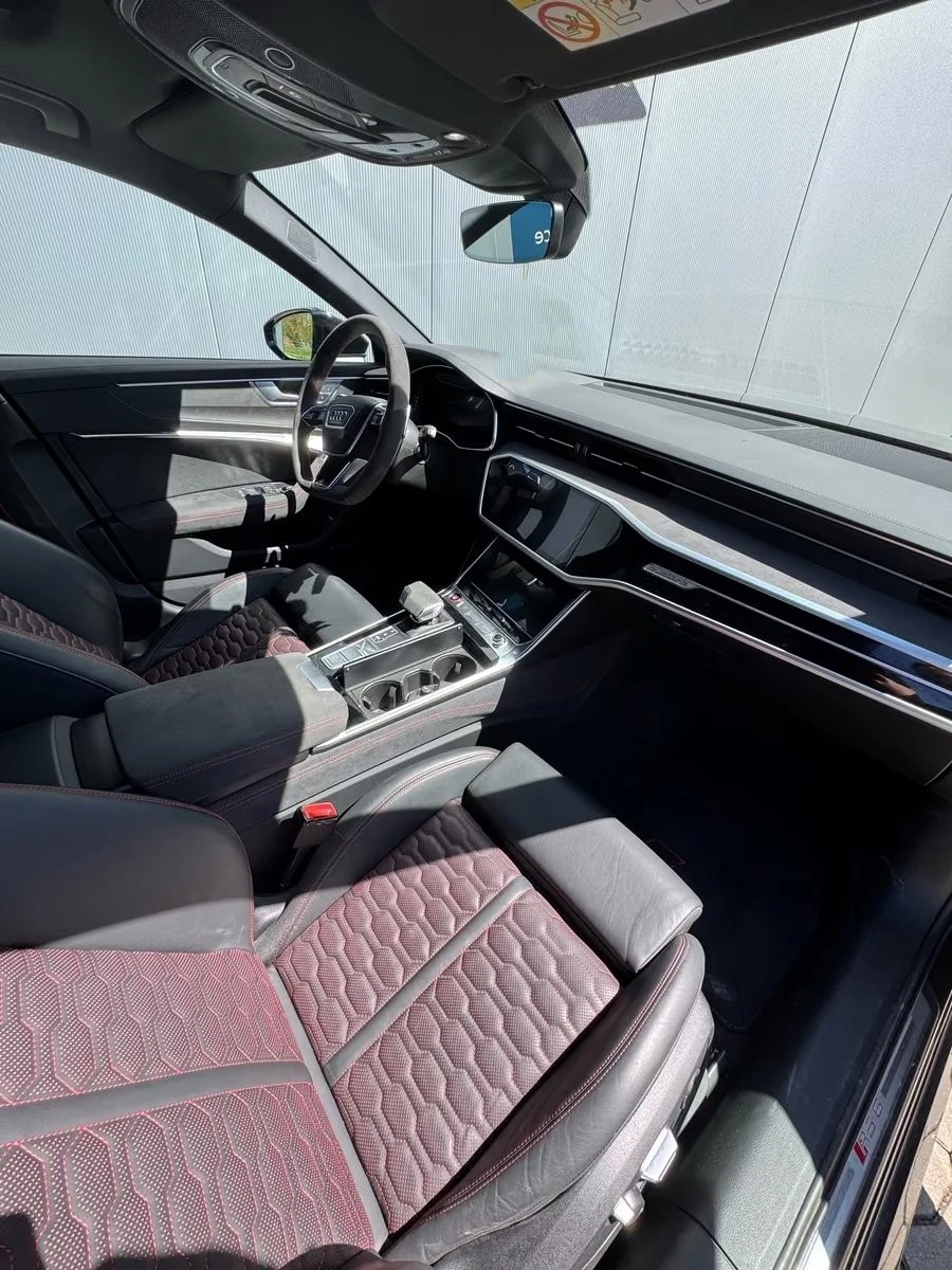 Audi Rs6 PERFORMANCE / CERAMIC / BLACK OPTIC / MATRIX/ PANO, снимка 13 - Автомобили и джипове - 56016544