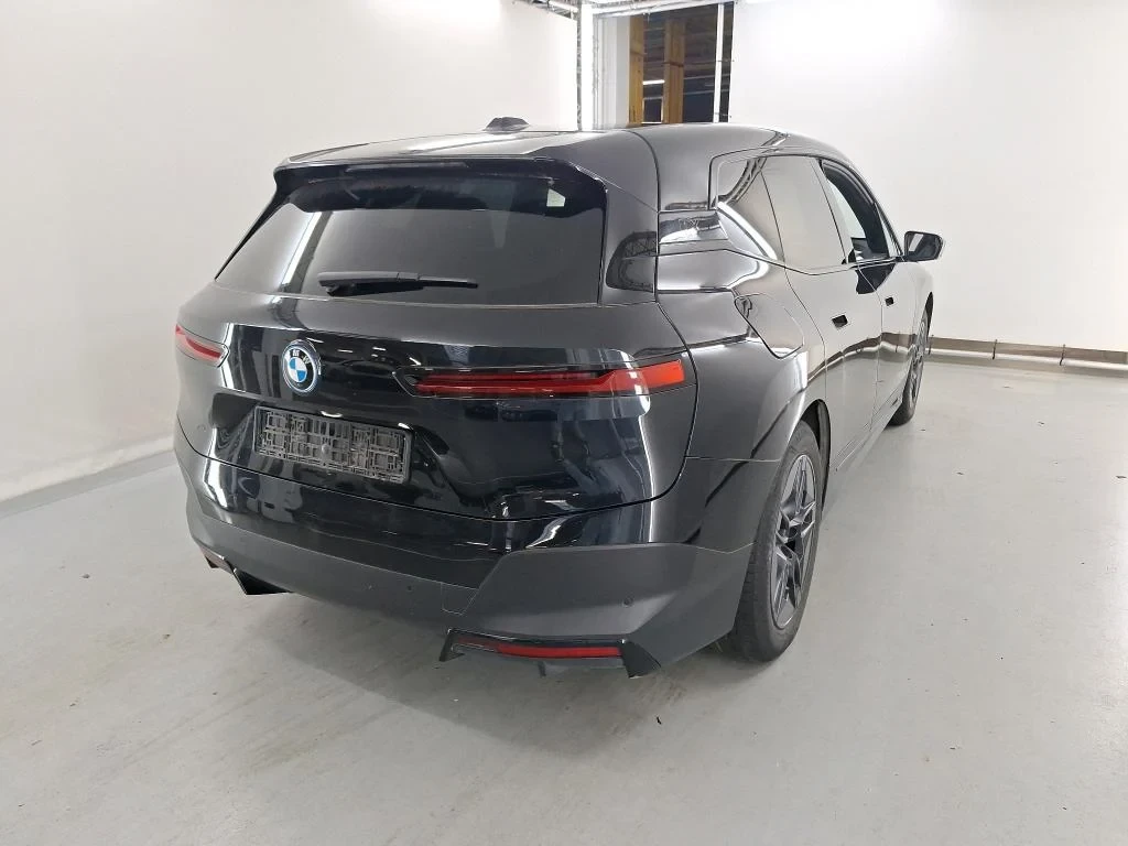 BMW iX XDRIVE40 77KW 97% SOH NAVI 360 CAM, снимка 5 - Автомобили и джипове - 56115029