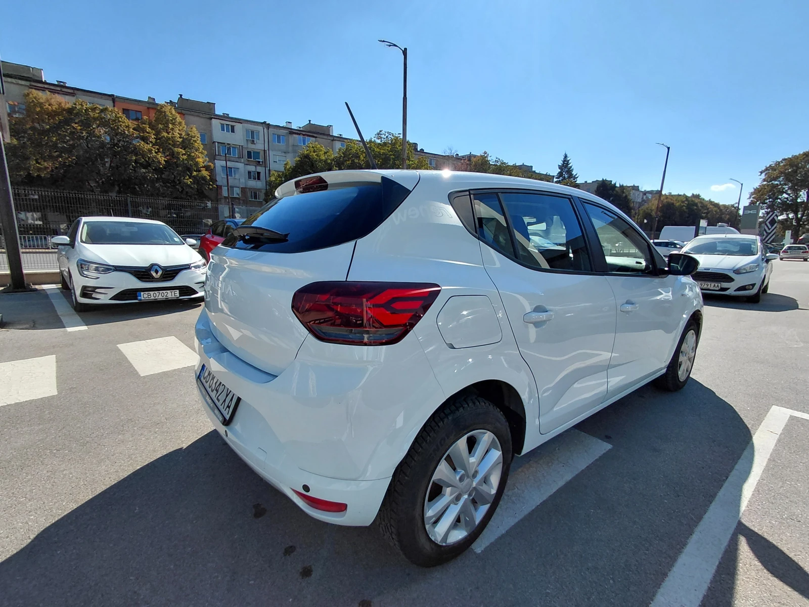 Dacia Sandero Expression / 100к.с/Газ/Бензин, снимка 7 - Автомобили и джипове - 56125553