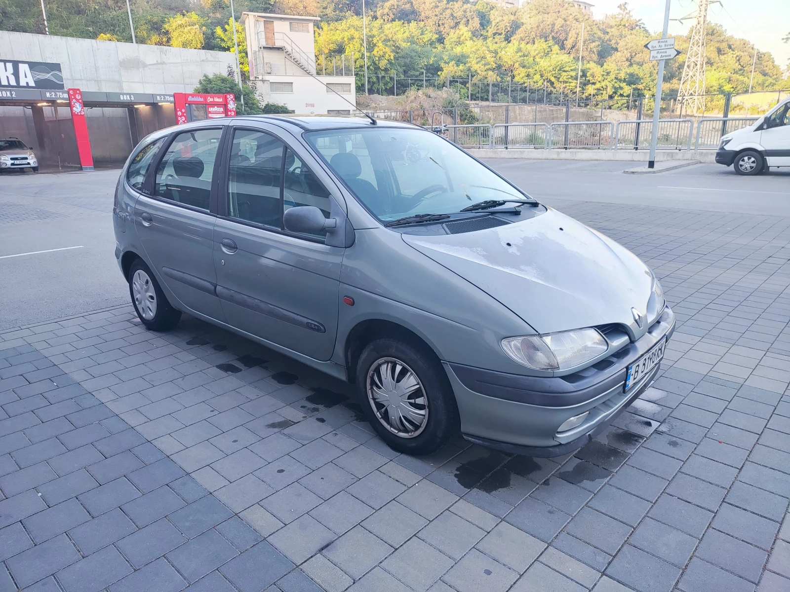Renault Scenic, снимка 7 - Автомобили и джипове - 56641886