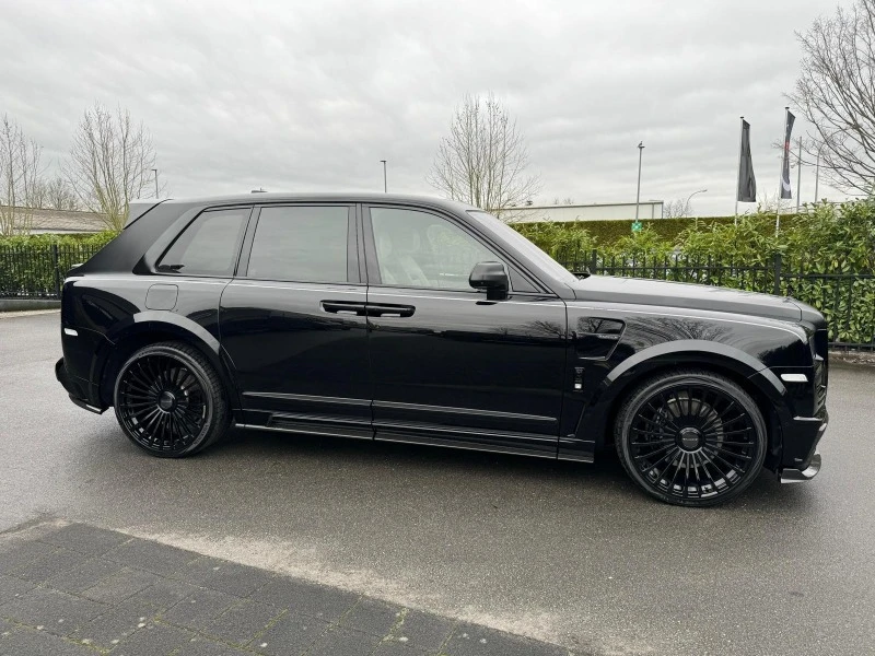 Rolls-Royce Cullinan 6.7 V12 AWD MANSORY, снимка 2 - Автомобили и джипове - 45960907