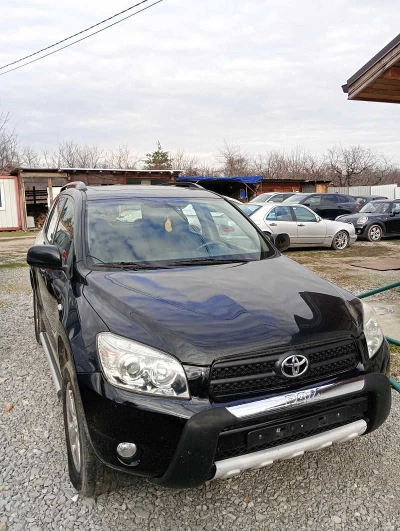 Toyota Rav4 2.0 ръчна, снимка 3 - Автомобили и джипове - 48741986