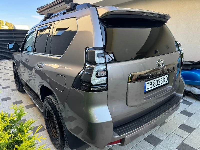 Toyota Land cruiser, снимка 4 - Автомобили и джипове - 52394591