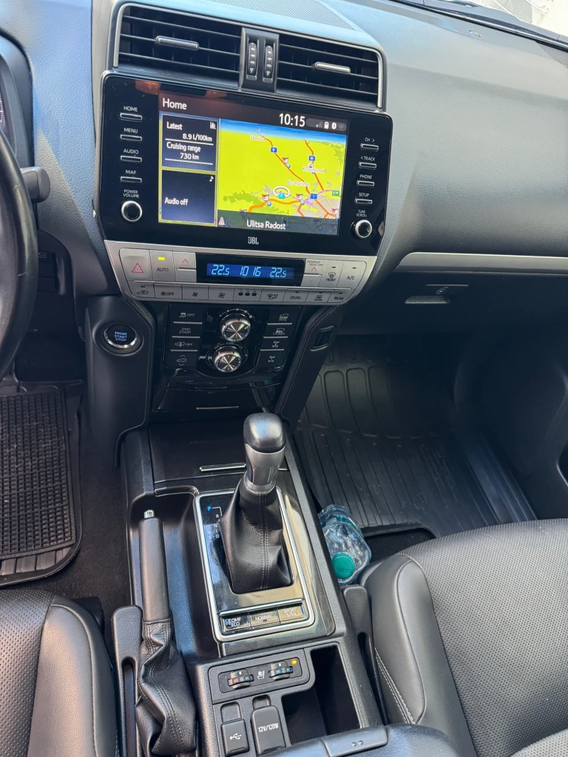 Toyota Land cruiser, снимка 10 - Автомобили и джипове - 52394591