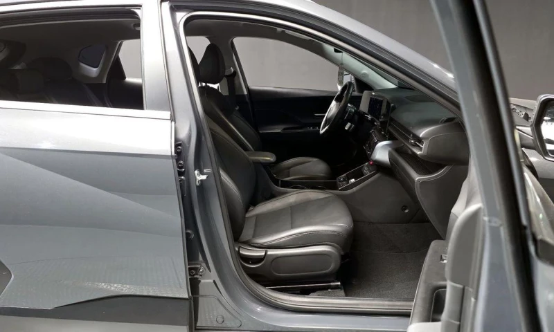 Hyundai Kona Gasoline 1.6 Turbo 2WD Premium, снимка 11 - Автомобили и джипове - 52113083