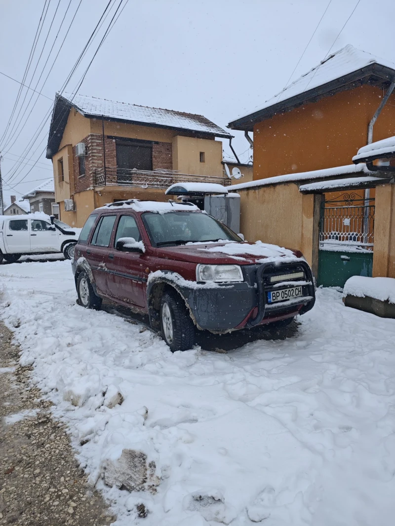 Land Rover Freelander 2.0 TD4 4x4 + НОВИ ЗИМНИ ГУМИ, снимка 5 - Автомобили и джипове - 52900644