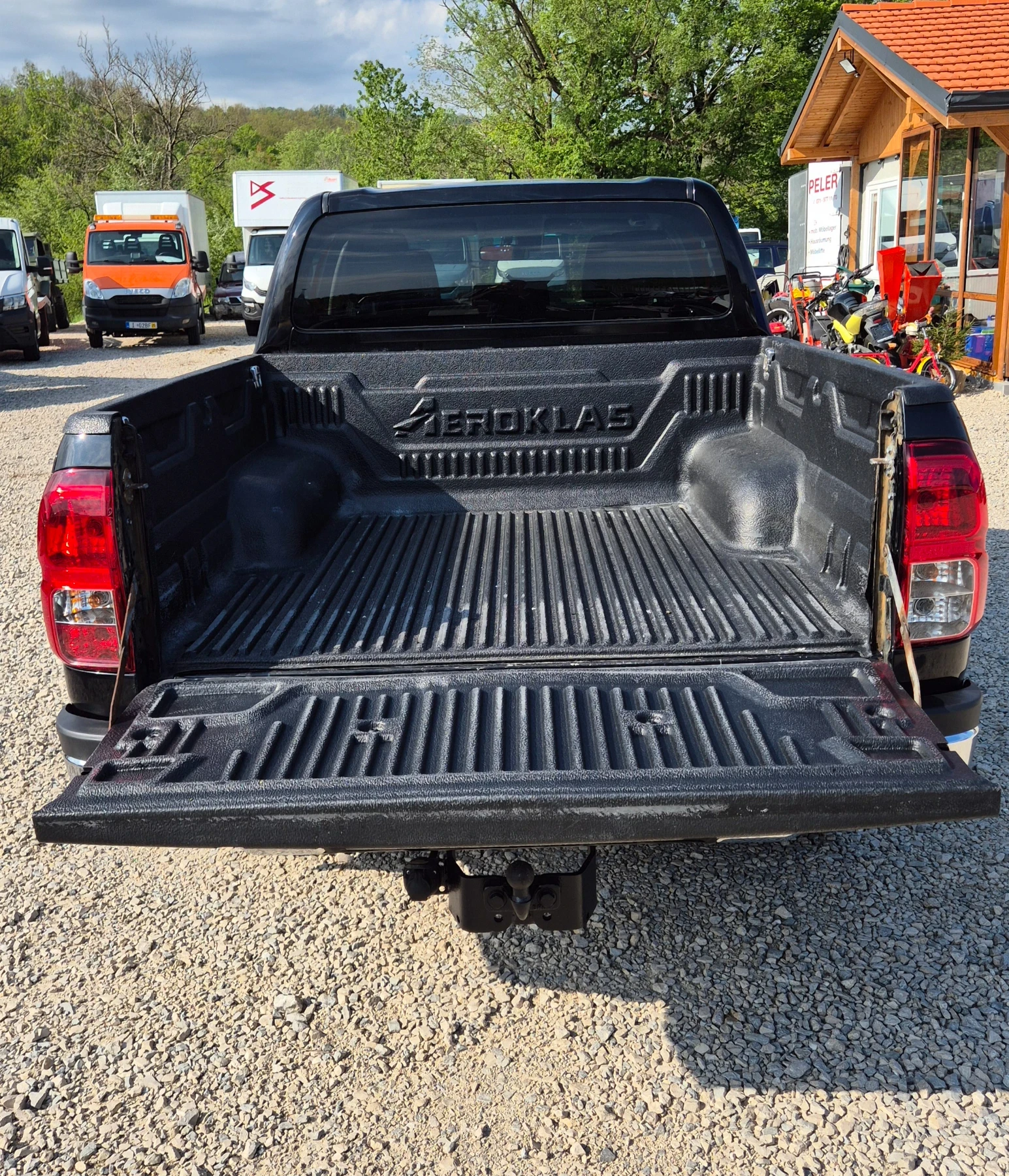 Toyota Hilux 4x4* КЛИМАТИК* ДИСТРОНИК* КАМЕРА*  - изображение 5