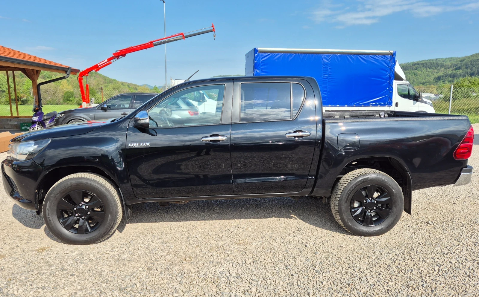 Toyota Hilux 4x4* КЛИМАТИК* ДИСТРОНИК* КАМЕРА*  - изображение 2