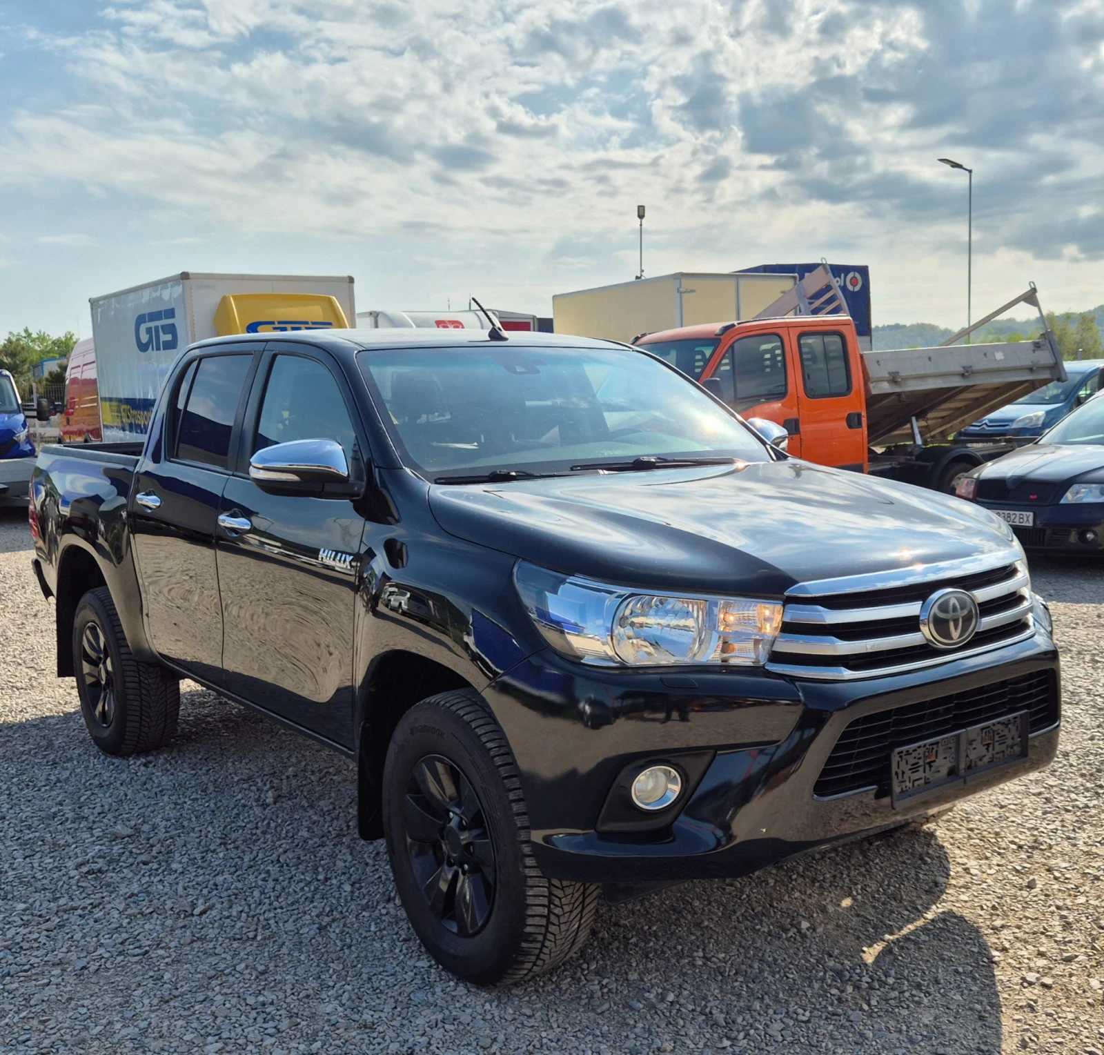 Toyota Hilux 4x4* КЛИМАТИК* ДИСТРОНИК* КАМЕРА*  - изображение 7