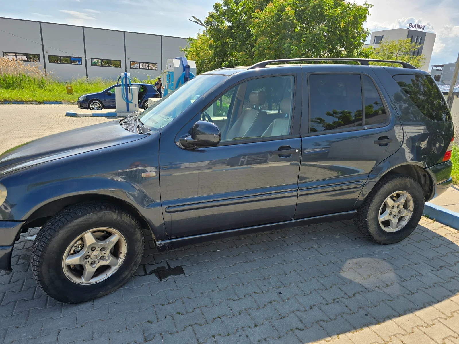 Mercedes-Benz ML 320  - изображение 3