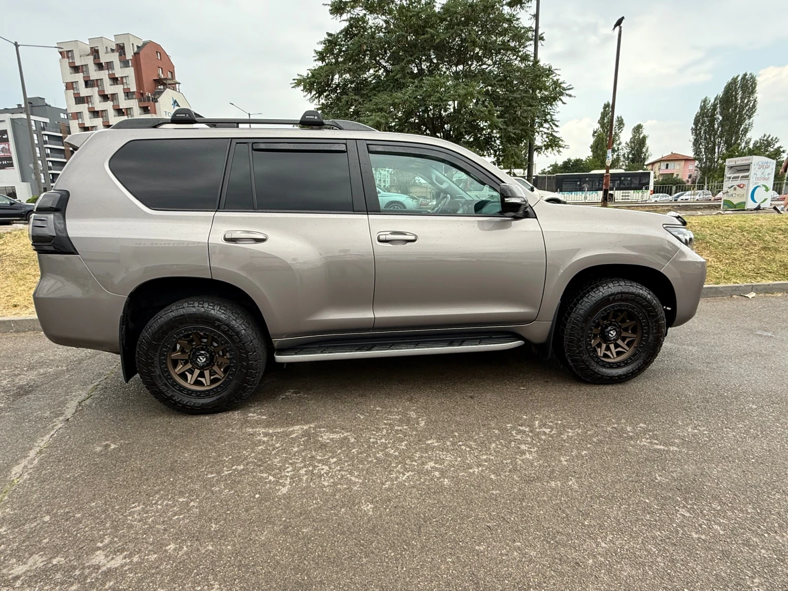 Toyota Land cruiser  - изображение 2