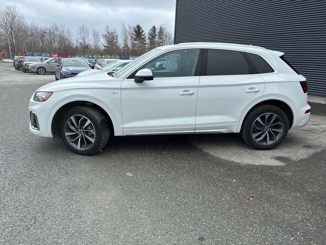 Audi Q5 * Progressiv * Progressiv * Дистроник* Панорама* , снимка 2 - Автомобили и джипове - 54151832