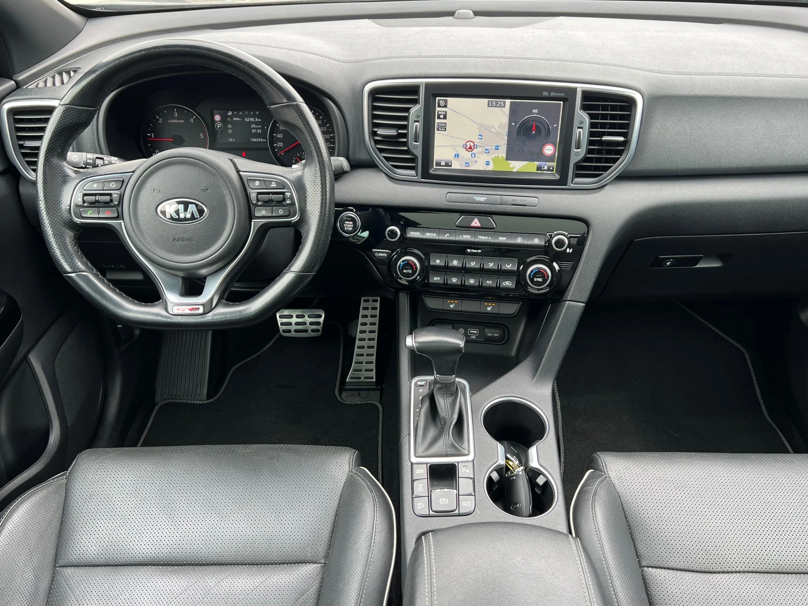 Kia Sportage 2.0CRDI, 4X4, GT LINE-ПЪЛНА СЕРВ. ИСТОРИЯ-КАТО НОВ, снимка 10 - Автомобили и джипове - 54229384