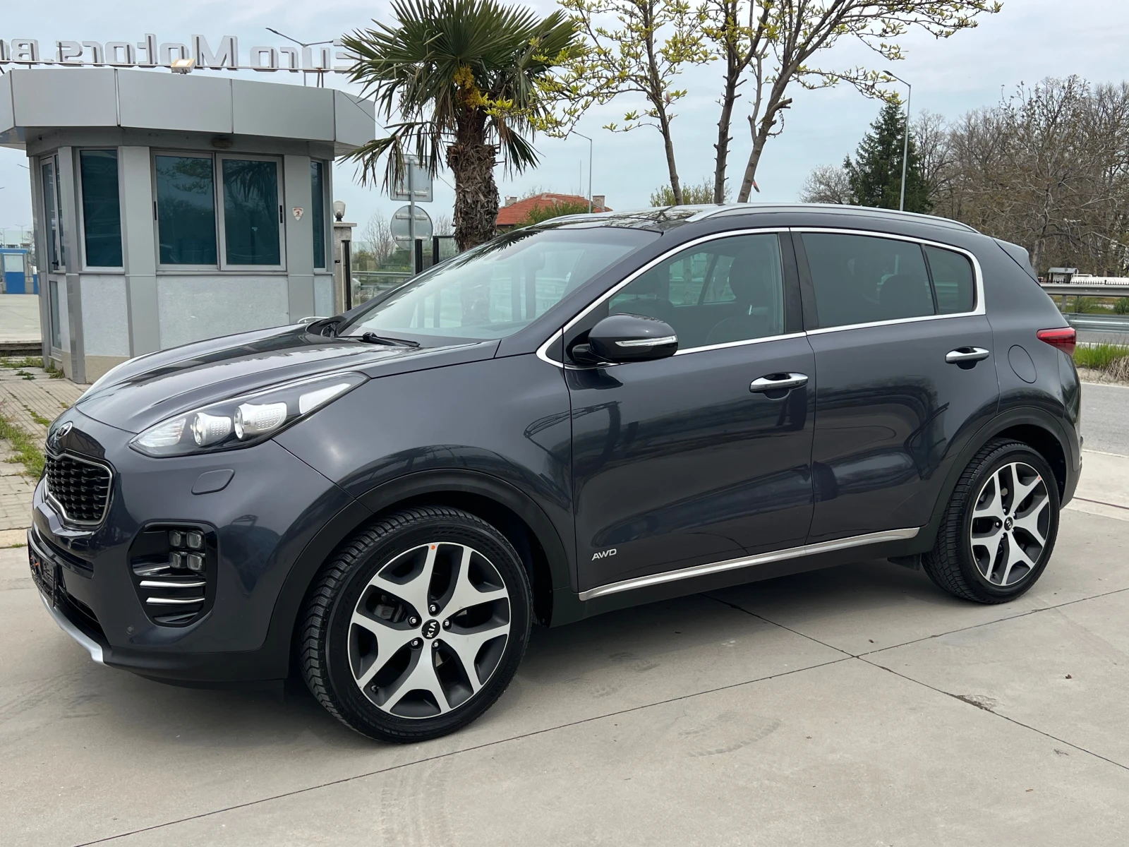 Kia Sportage 2.0CRDI, 4X4, GT LINE-ПЪЛНА СЕРВ. ИСТОРИЯ-КАТО НОВ, снимка 7 - Автомобили и джипове - 54229384