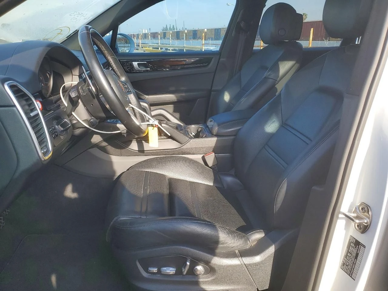Porsche Cayenne, снимка 7 - Автомобили и джипове - 54409457
