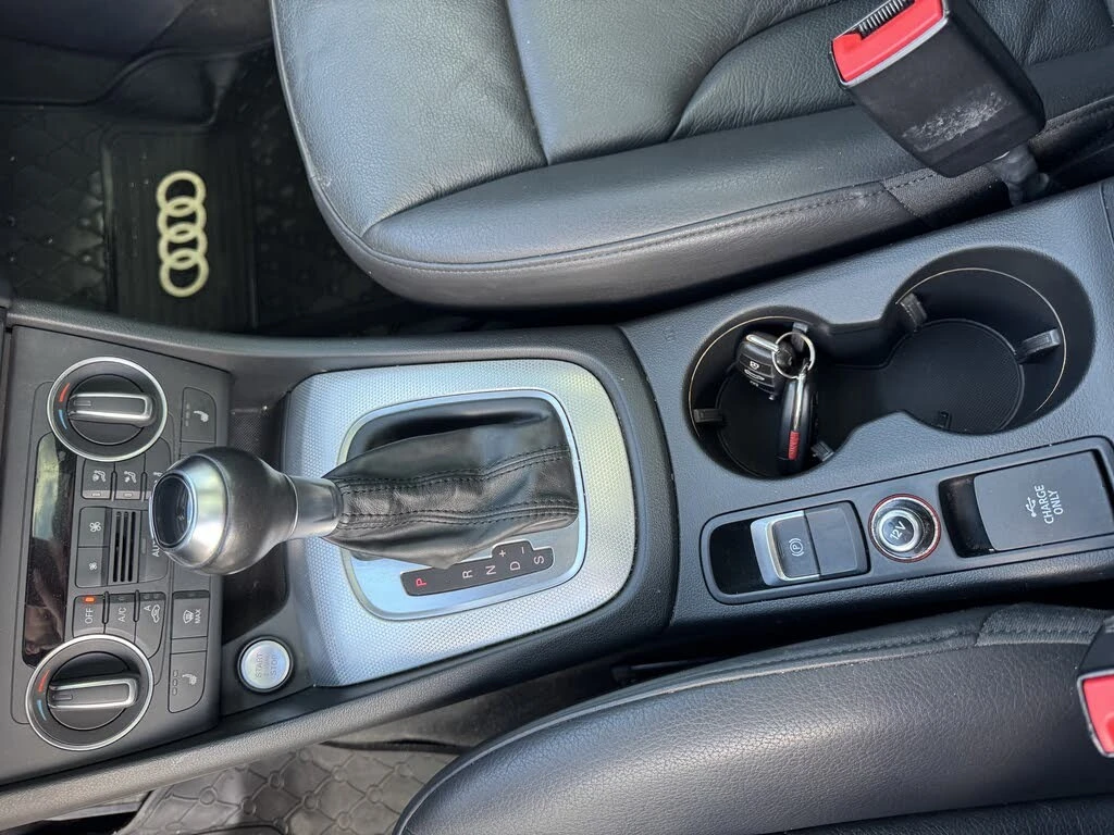 Audi Q3 * PROGRESSIV* * HeadUp* AвтоКредит* (ЦЕНА ДО БГ), снимка 11 - Автомобили и джипове - 54517830