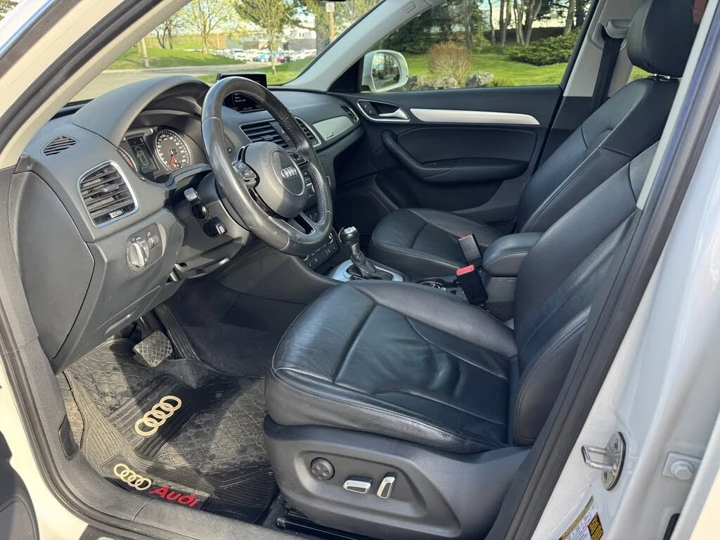 Audi Q3 * PROGRESSIV* * HeadUp* AвтоКредит* (ЦЕНА ДО БГ), снимка 9 - Автомобили и джипове - 54517830